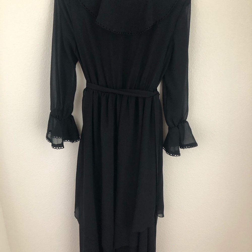 Lace Ruffle Dress - Picture 5 of 7